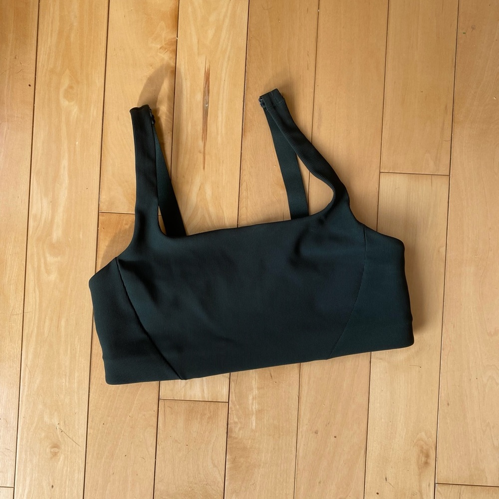 Lululemon ribbed bra